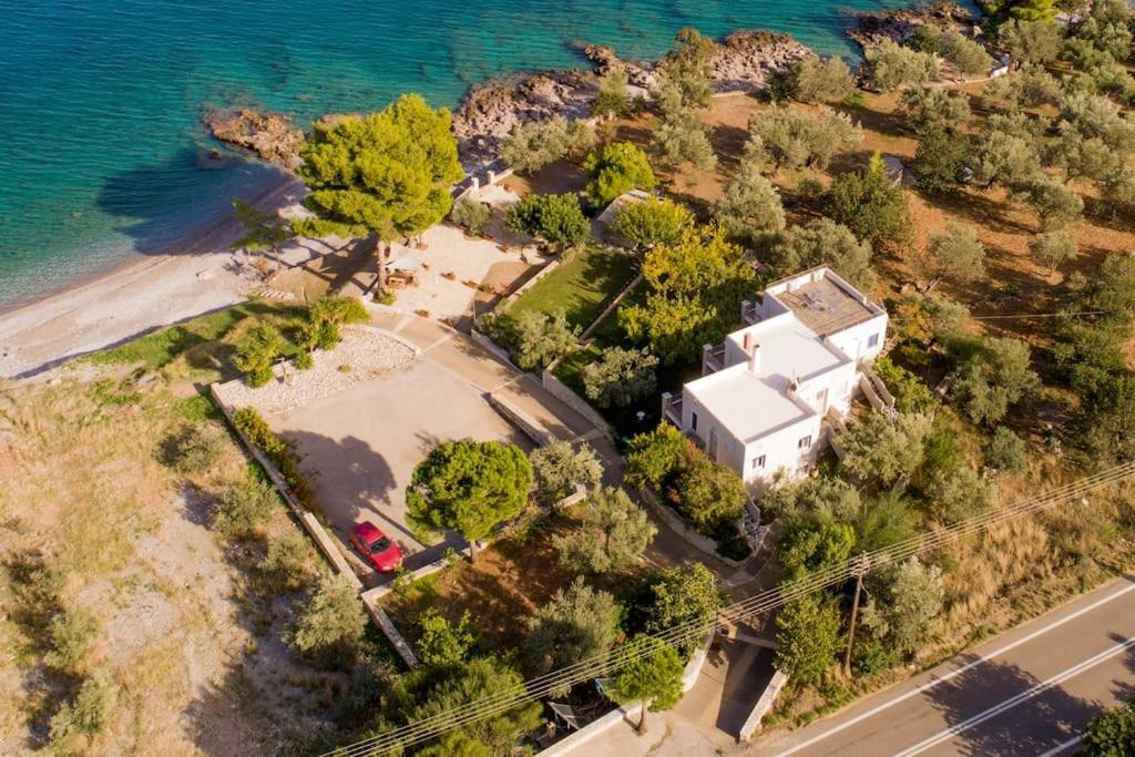 Villa Karantou Tirós Esterno foto