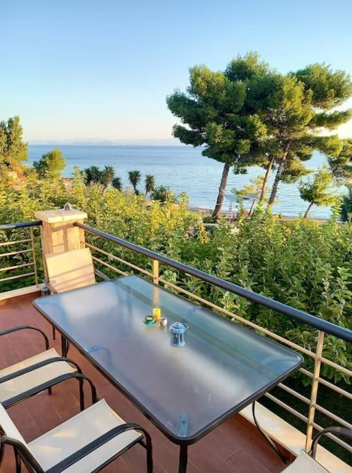 Villa Karantou Tirós Esterno foto