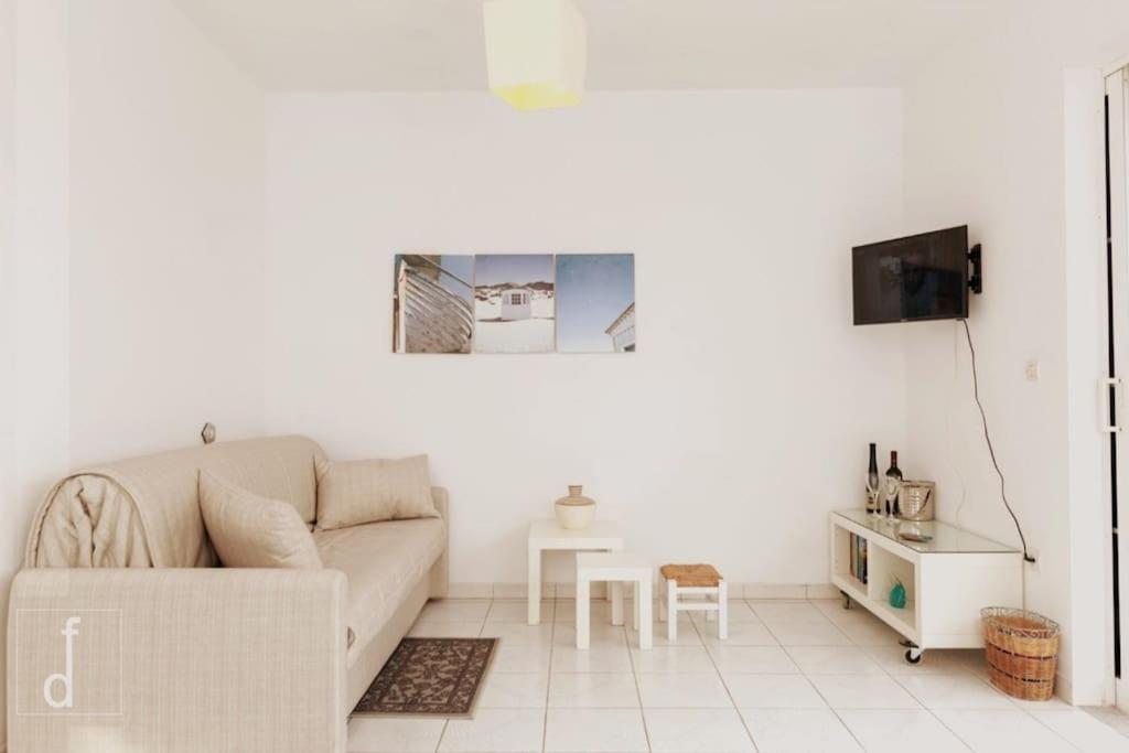Villa Karantou Tirós Esterno foto