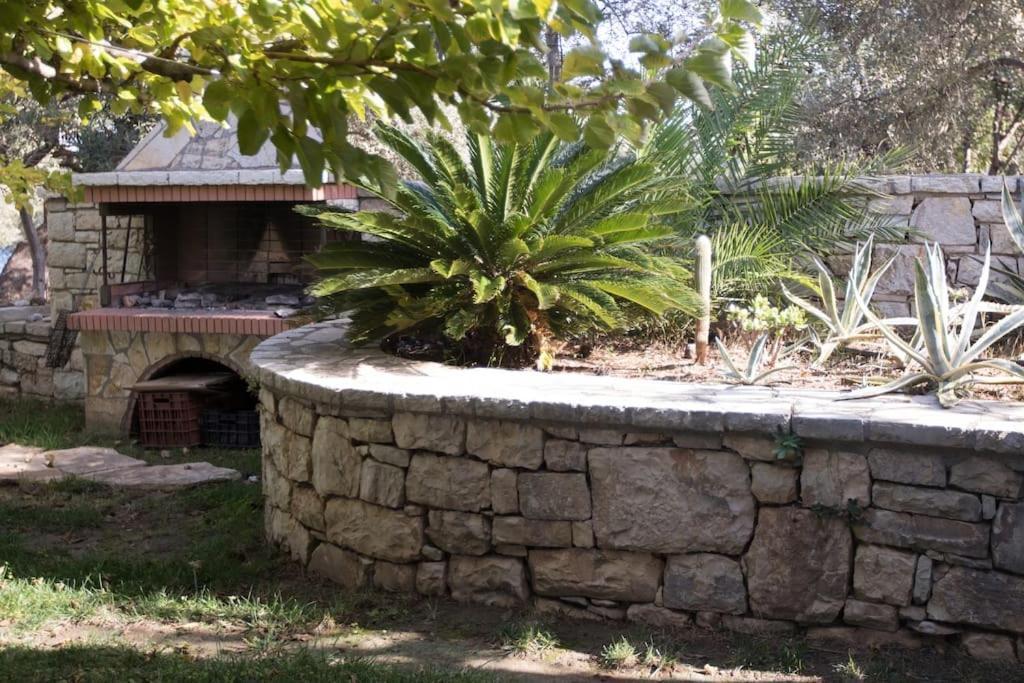 Villa Karantou Tirós Esterno foto